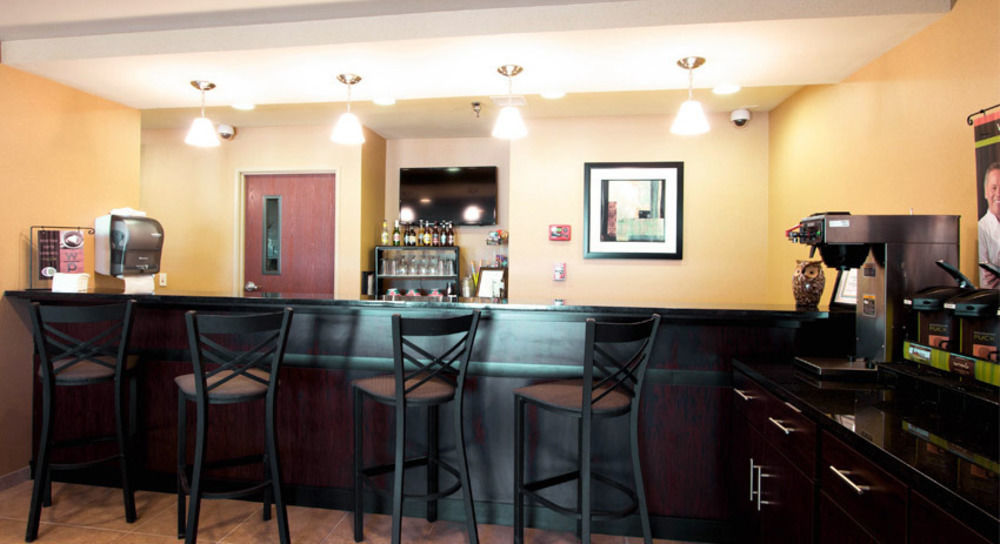 Cobblestone Inn & Suites - Eads Екстер'єр фото