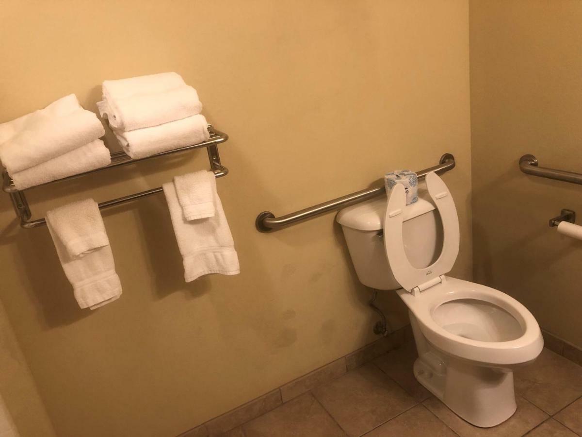 Cobblestone Inn & Suites - Eads Екстер'єр фото
